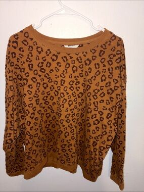 Time and Tru Brown Leopard Print Pullover